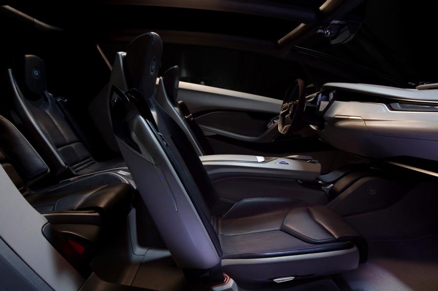  Cadillac Urban Luxury Concept 2010 года  (фото 2 из 45)